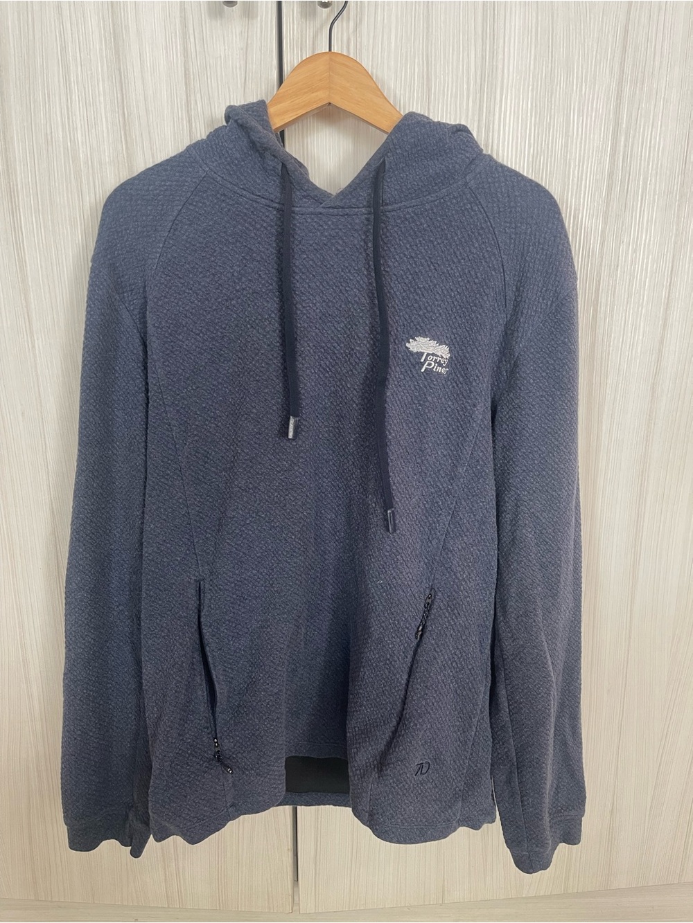 7 Diamonds Men's Navy Zip-Up Hooded Sweater